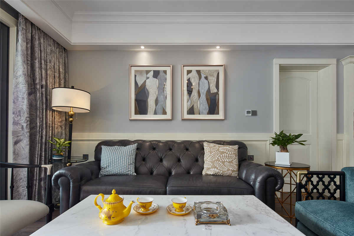 128m²现代美式轻奢沙发背景墙装修效果图