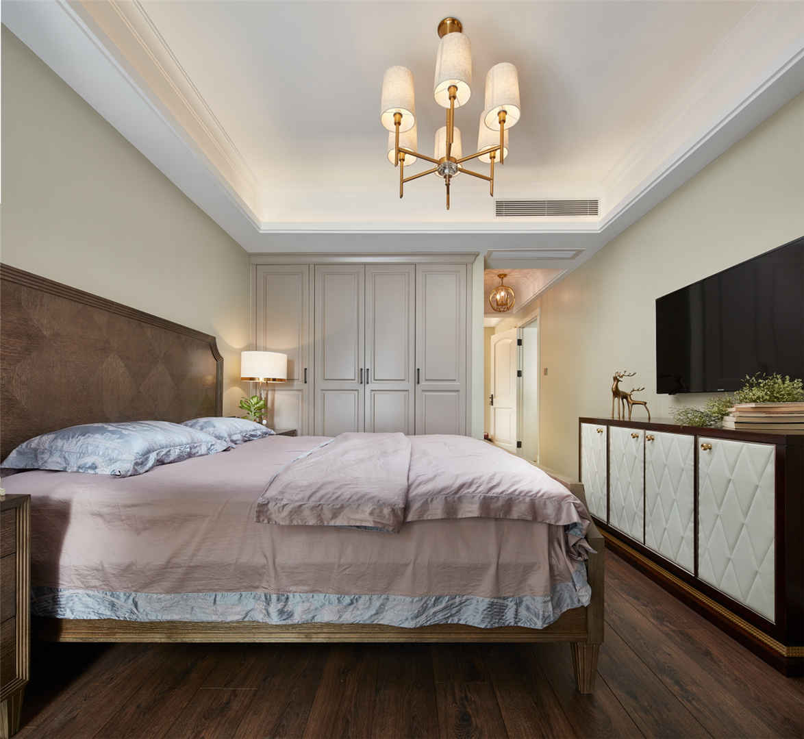 128m²现代美式轻奢卧室装修效果图